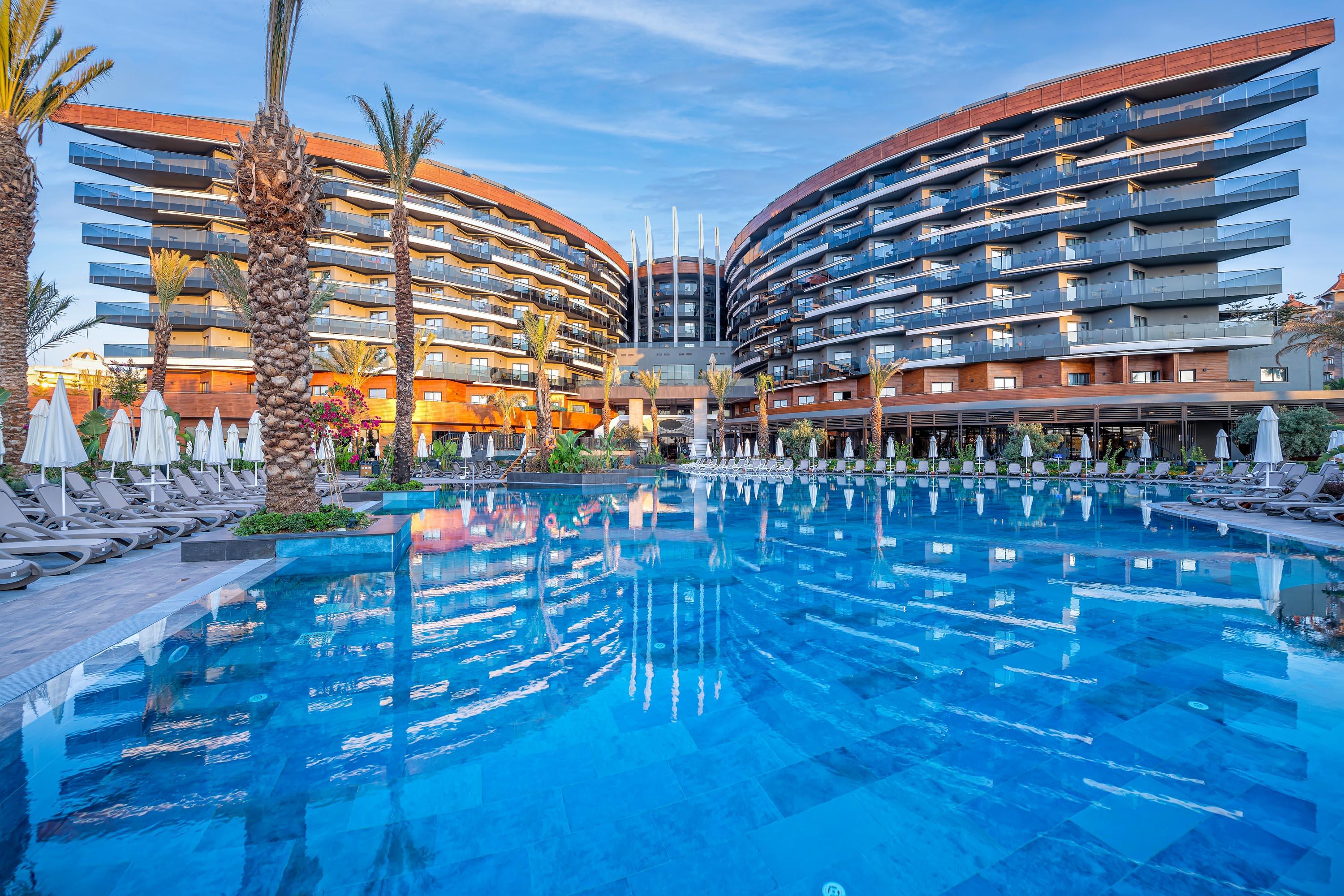 Calyptus Kirman Premium Hotel
