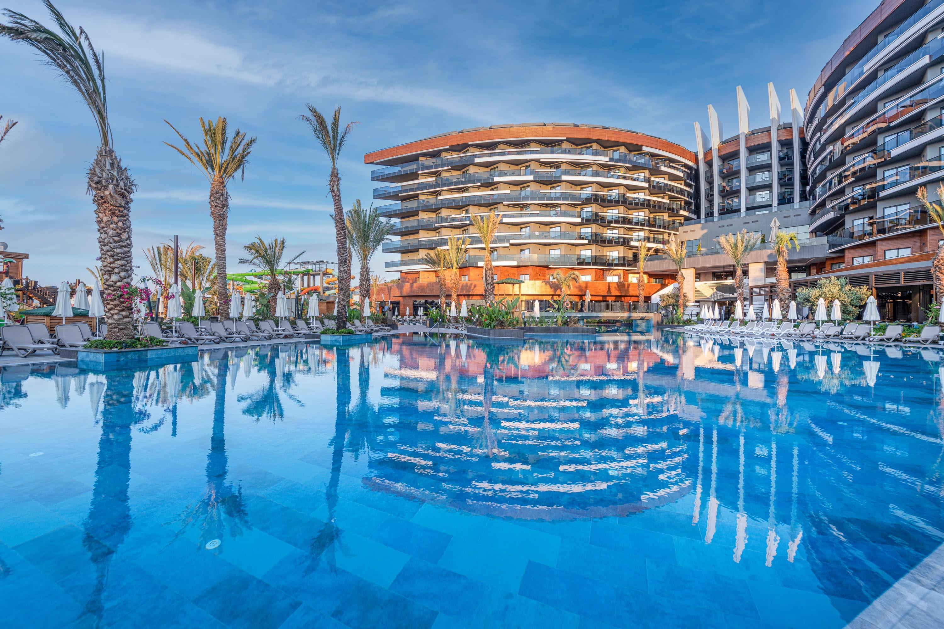 Calyptus Kirman Premium Hotel Side